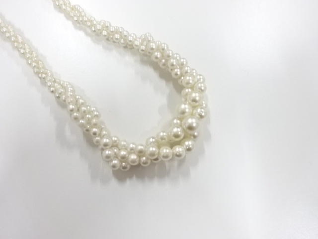 フェイクパール　ネックレス